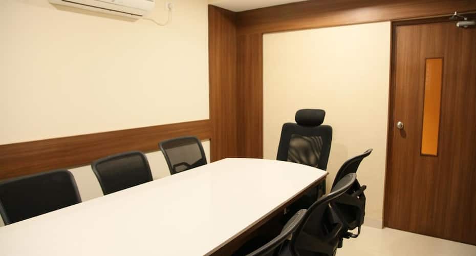 Hotel Le Grand, Coimbatore 4